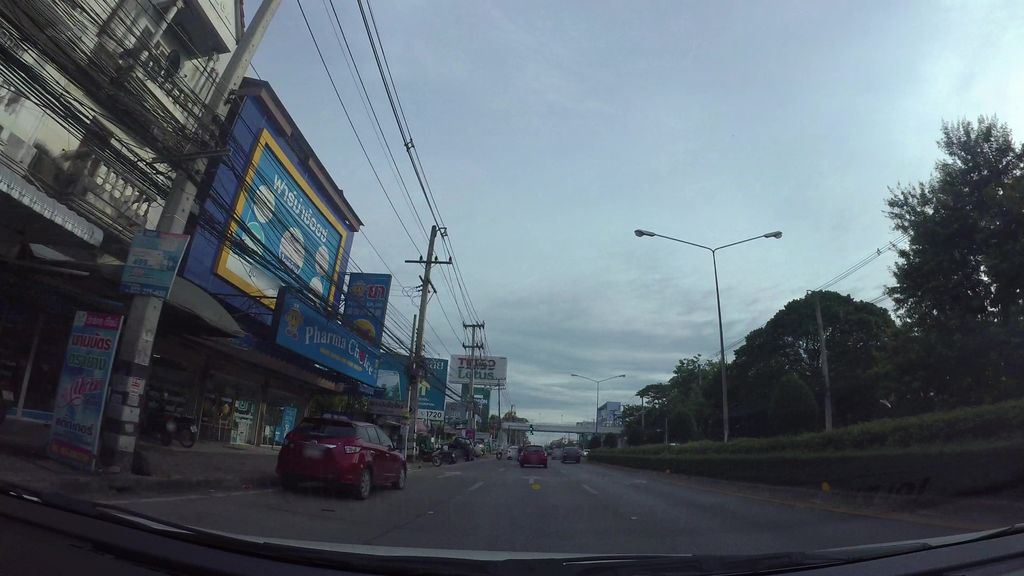ภาพถนนตรงที่ วัทธิกร ดีไซน์ ตั้งอยู่ ถ่ายโดย kaart_3 พ.ศ. 2562 (2019) · A street-level view of where วัทธิกร ดีไซน์ · Watthik Design stands, by kaart_3 in 2562 (2019)