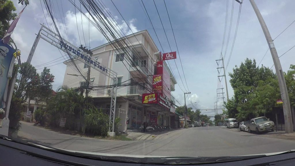 ภาพถนนตรงที่ ไอเดียฟอร์ดีไซน์ ตั้งอยู่ ถ่ายโดย kaart_3 พ.ศ. 2562 (2019) · A street-level view of where ไอเดียฟอร์ดีไซน์ · Idea Fo Design stands, by kaart_3 in 2562 (2019)