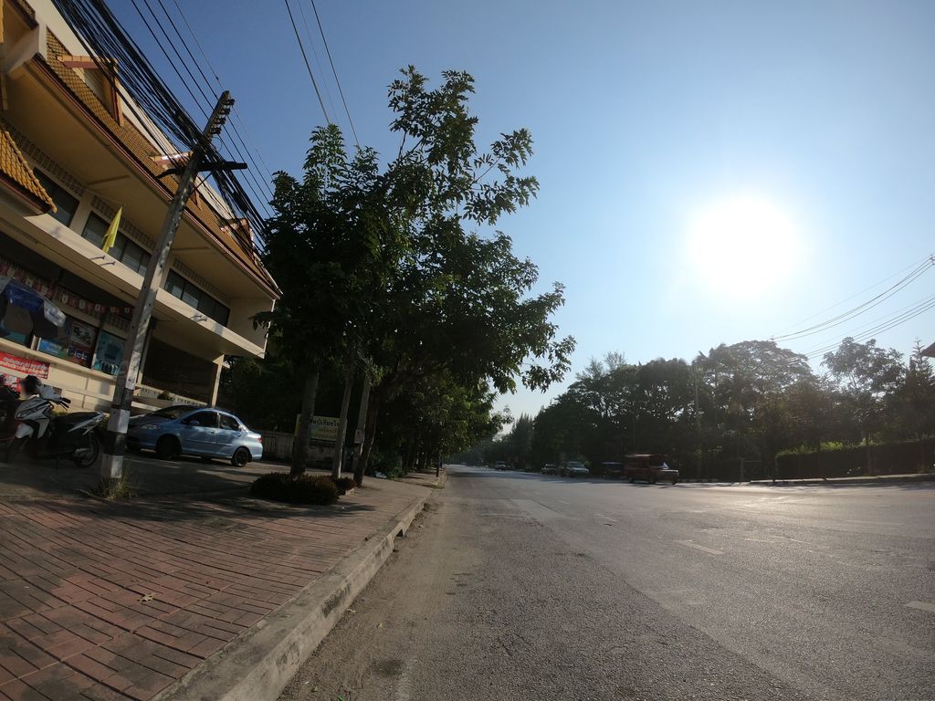 ภาพถนนตรงที่ ลิขิตศิลป์ สาขารัตนโกสินทร์(หลัง รร.ปรินส์ฯ) ตั้งอยู่ ถ่ายโดย chanuwath_grab พ.ศ. 2562 (2019) · A street-level view of where ลิขิตศิลป์ สาขารัตนโกสินทร์(หลัง รร.ปรินส์ฯ) · Likhitsin Sakha Ratnakosin(lang Ron.prin) stands, by chanuwath_grab in 2562 (2019)