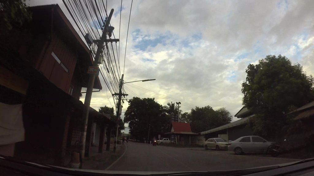 ภาพถนนตรงที่ เบลส ฮลธ์แคร์ คลินิกกายภาพบำบัด ตั้งอยู่ ถ่ายโดย kaart_3 พ.ศ. 2562 (2019) · A street-level view of where เบลส ฮลธ์แคร์ คลินิกกายภาพบำบัด · Blet Hon Clinic Kaiphapbambat stands, by kaart_3 in 2562 (2019)