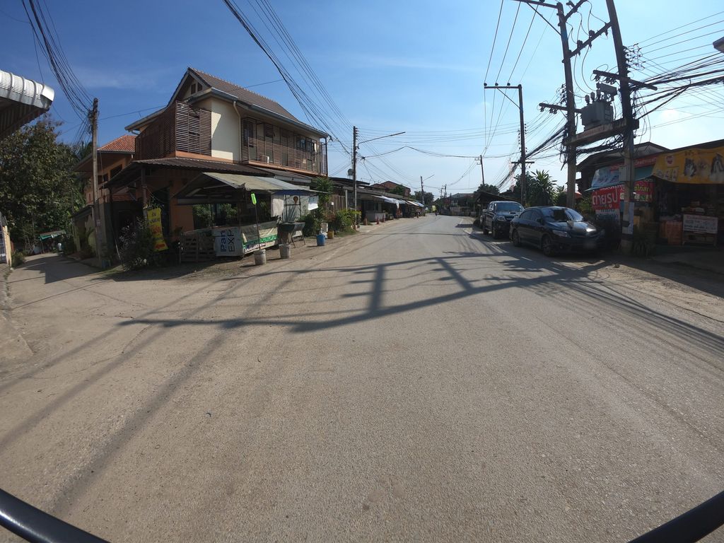 ภาพถนนตรงที่ หจก.ธนพรโพธา ตั้งอยู่ ถ่ายโดย chanuwath_grab พ.ศ. 2562 (2019) · A street-level view of where หจก.ธนพรโพธา · .thanaphraphotha Partnership stands, by chanuwath_grab in 2562 (2019)