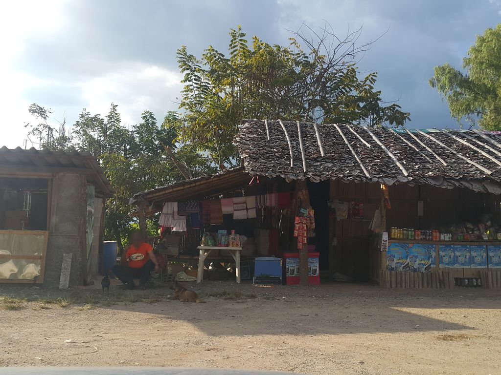 ภาพถนนตรงที่ Rest area ตั้งอยู่ ถ่ายโดย jrcarlsen พ.ศ. 2558 (2015) · A street-level view of where Rest area stands, by jrcarlsen in 2558 (2015)