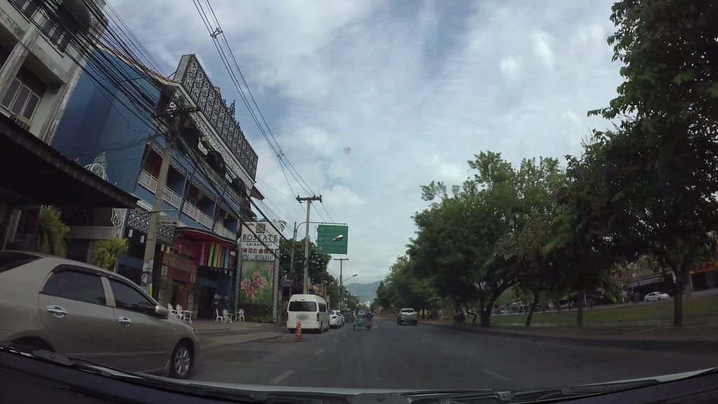 ภาพถนนตรงที่ Winai Optical Clinic ตั้งอยู่ ถ่ายโดย kaart_3 พ.ศ. 2562 (2019) · A street-level view of where Winai Optical Clinic stands, by kaart_3 in 2562 (2019)