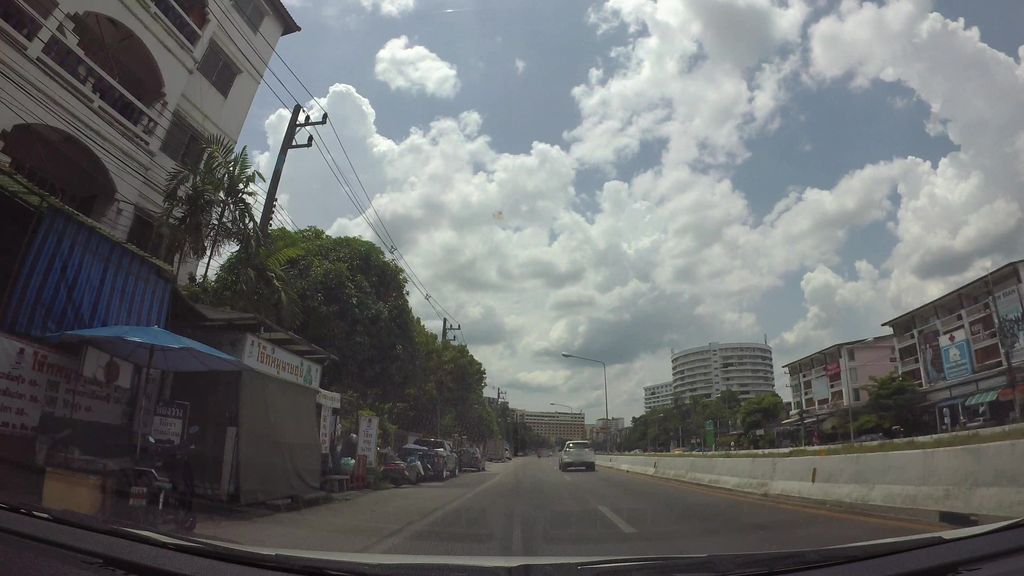 ภาพถนนตรงที่ โจ๊กหมูนายฮุย ตั้งอยู่ ถ่ายโดย kaart_3 พ.ศ. 2562 (2019) · A street-level view of where โจ๊กหมูนายฮุย · Chokmu Nai Hui stands, by kaart_3 in 2562 (2019)