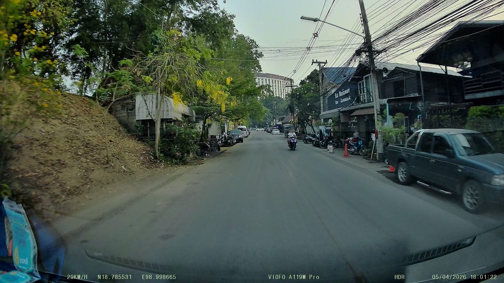 ภาพถนนตรงที่ Home Salon by Kreateme+ ตั้งอยู่ ถ่ายโดย ThailandCambodia พ.ศ. 2569 (2026) · A street-level view of where Home Salon by Kreateme+ stands, by ThailandCambodia in 2569 (2026)