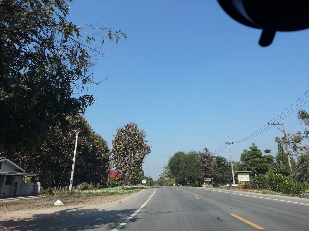 ภาพถนนตรงที่ อดุลย์ ซาวด์ ตั้งอยู่ ถ่ายโดย mishari พ.ศ. 2558 (2015) · A street-level view of where อดุลย์ ซาวด์ · Adun Sound stands, by mishari in 2558 (2015)