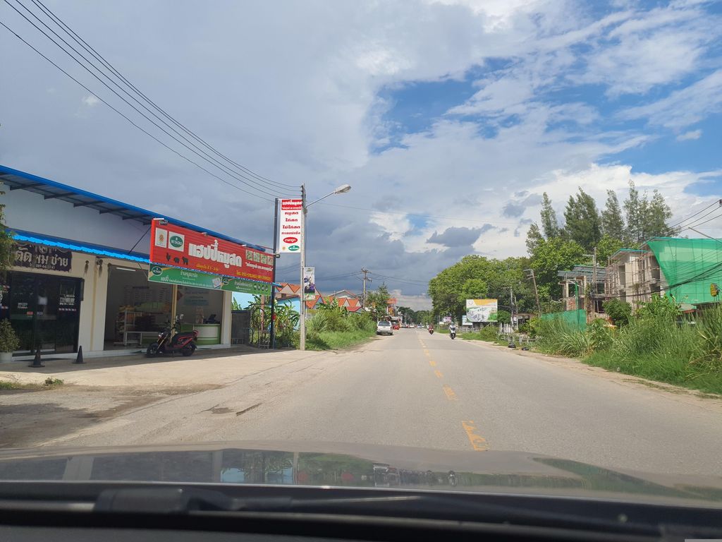 ภาพถนนตรงที่ Jaan Joor - ร้านอาหารจันทน์จ้อ ตั้งอยู่ ถ่ายโดย jrcarlsen พ.ศ. 2566 (2023) · A street-level view of where Jaan Joor - ร้านอาหารจันทน์จ้อ stands, by jrcarlsen in 2566 (2023)