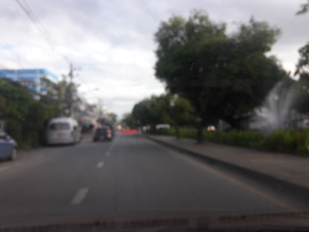 ภาพถนนตรงที่ 98garage CAR WASH ตั้งอยู่ ถ่ายโดย ratchaphat พ.ศ. 2561 (2018) · A street-level view of where 98garage CAR WASH stands, by ratchaphat in 2561 (2018)