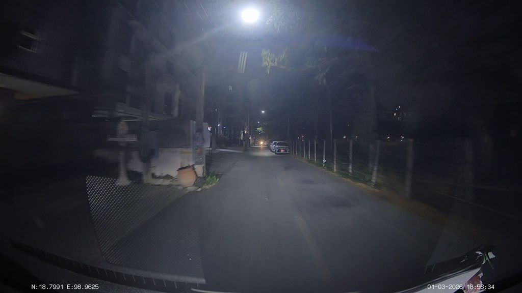 ภาพถนนตรงที่ Tree Boutique Condo 3 @Nimman ตั้งอยู่ ถ่ายโดย ThailandCambodia พ.ศ. 2569 (2026) · A street-level view of where Tree Boutique Condo 3 @Nimman stands, by ThailandCambodia in 2569 (2026)