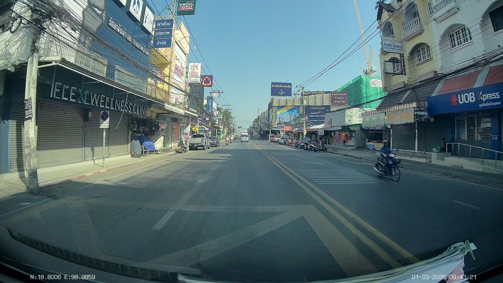 ภาพถนนตรงที่ ร้านเฮียบุ้ง บรรจุภัณฑ์ เชือก กระสอบ ถุงตาข่าย ใหญ่ที่สุดในเชียงใหม่ ตั้งอยู่ ถ่ายโดย ThailandCambodia พ.ศ. 2569 (2026) · A street-level view of where ร้านเฮียบุ้ง บรรจุภัณฑ์ เชือก กระสอบ ถุงตาข่าย ใหญ่ที่สุดในเชียงใหม่ · Ran Hia Bung Bronchuphan Chueak Krasop Thungtakhai Yaithisut Naichiangmai stands, by ThailandCambodia in 2569 (2026)