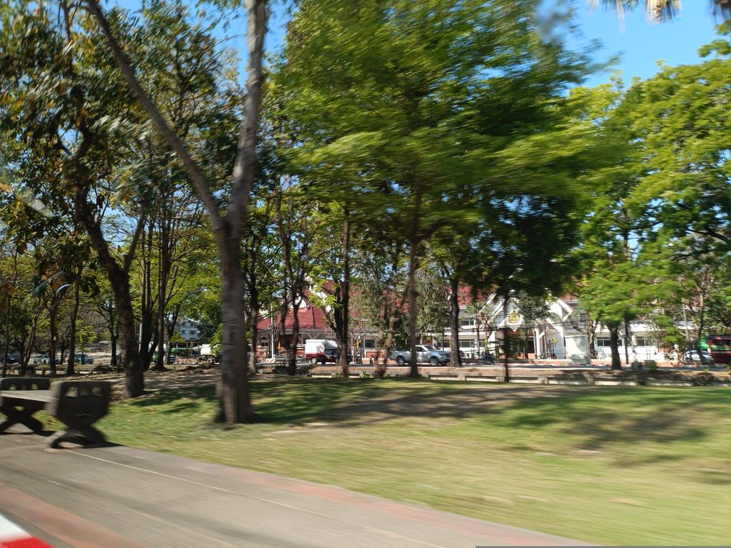 ภาพถนนตรงที่ Nimman Hall ตั้งอยู่ ถ่ายโดย skillsy พ.ศ. 2568 (2025) · A street-level view of where Nimman Hall stands, by skillsy in 2568 (2025)