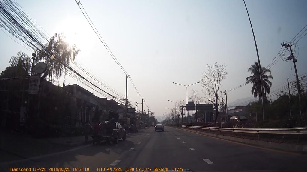 ภาพถนนตรงที่ เสือร้องไห้ Grill bar ตั้งอยู่ ถ่ายโดย mapcreator พ.ศ. 2562 (2019) · A street-level view of where เสือร้องไห้ Grill bar stands, by mapcreator in 2562 (2019)