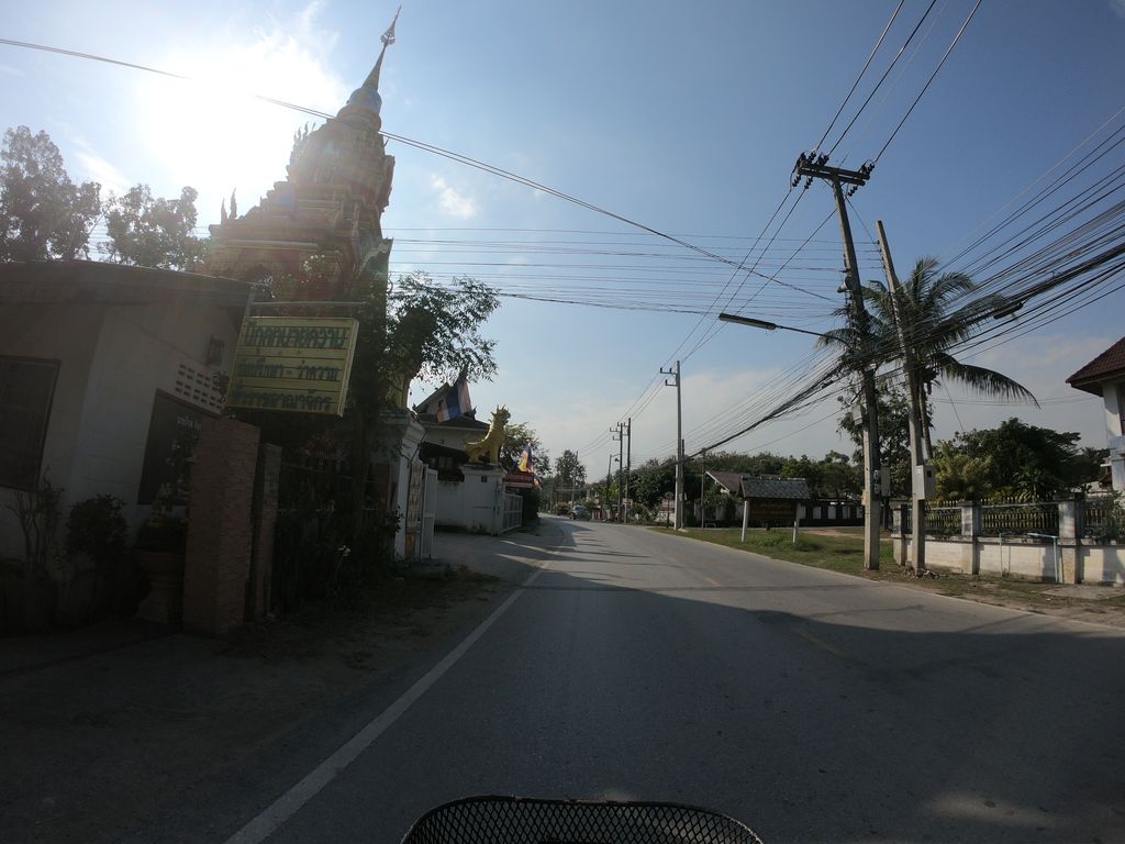 ภาพถนนตรงที่ บ้านงามตามใจ ตั้งอยู่ ถ่ายโดย chanuwath_grab พ.ศ. 2562 (2019) · A street-level view of where บ้านงามตามใจ · Ban Ngam Tamchai stands, by chanuwath_grab in 2562 (2019)