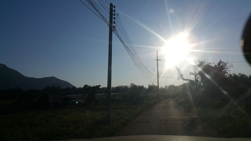 ภาพถนนตรงที่ Villa at On Organic Farm ตั้งอยู่ ถ่ายโดย jrcarlsen พ.ศ. 2561 (2018) · A street-level view of where Villa at On Organic Farm stands, by jrcarlsen in 2561 (2018)