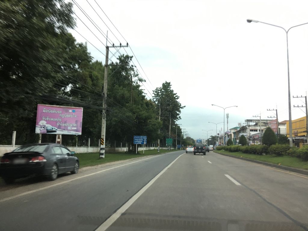 ภาพถนนตรงที่ Mg-หางดง chiangmai by แต้ม ตั้งอยู่ ถ่ายโดย wapriz พ.ศ. 2561 (2018) · A street-level view of where Mg-หางดง chiangmai by แต้ม stands, by wapriz in 2561 (2018)