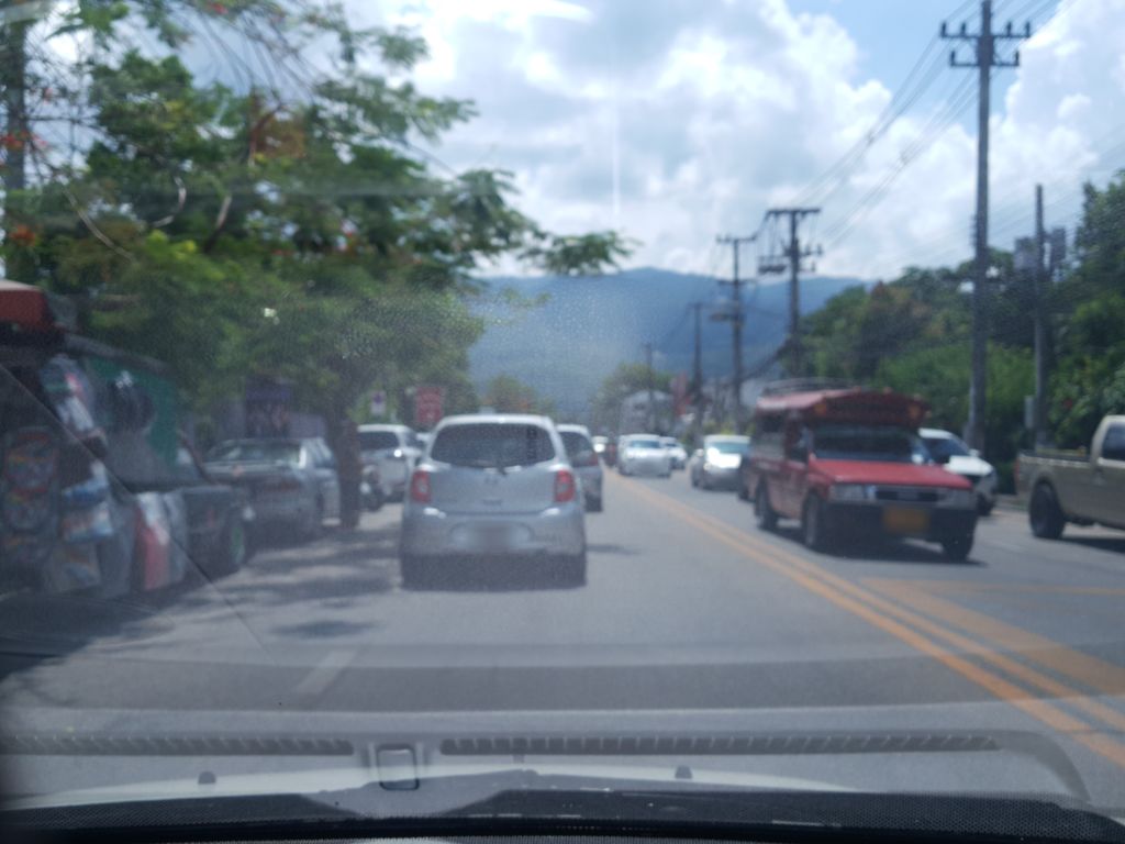 ภาพถนนตรงที่ Phimmy.Croffle ตั้งอยู่ ถ่ายโดย wapriz พ.ศ. 2561 (2018) · A street-level view of where Phimmy.Croffle stands, by wapriz in 2561 (2018)