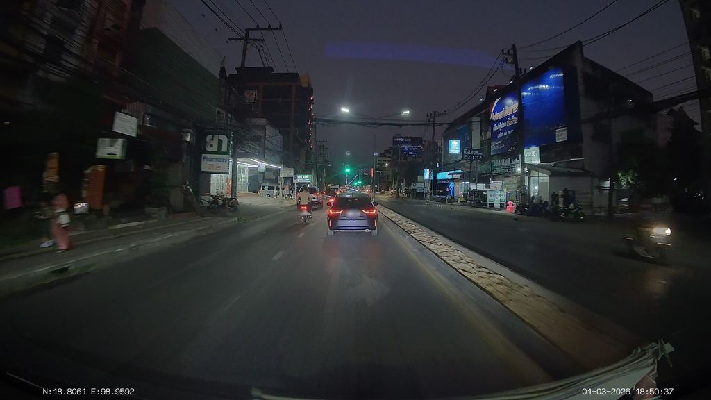 ภาพถนนตรงที่ GreenHouse Chiangmai ตั้งอยู่ ถ่ายโดย ThailandCambodia พ.ศ. 2569 (2026) · A street-level view of where GreenHouse Chiangmai stands, by ThailandCambodia in 2569 (2026)