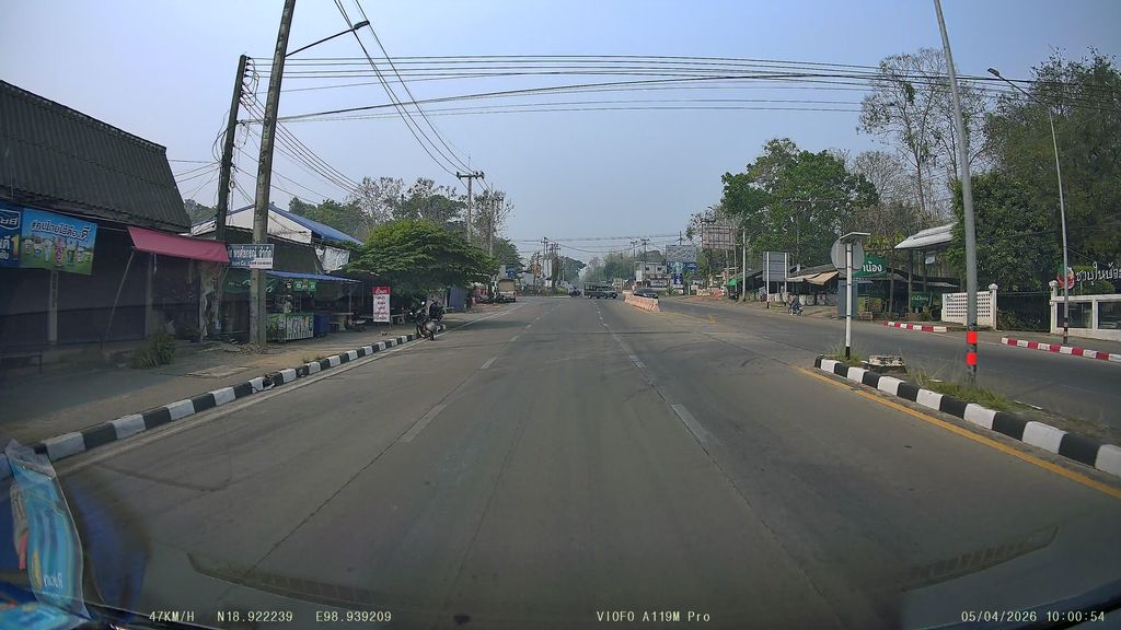 ภาพถนนตรงที่ ร้านเก้าเก้า 99 โจ๊ก ซาลาเปา ตั้งอยู่ ถ่ายโดย ThailandCambodia พ.ศ. 2569 (2026) · A street-level view of where ร้านเก้าเก้า 99 โจ๊ก ซาลาเปา · Ran Kao Kao 99 Chok Salapao stands, by ThailandCambodia in 2569 (2026)
