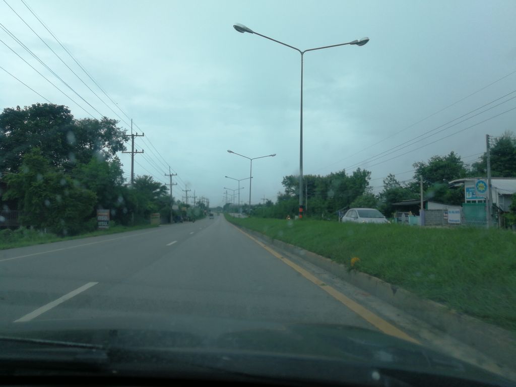 ภาพถนนตรงที่ เจริญสุขคอฟฟี่ ตั้งอยู่ ถ่ายโดย chanon พ.ศ. 2561 (2018) · A street-level view of where เจริญสุขคอฟฟี่ · Charoen Suk Coffee stands, by chanon in 2561 (2018)