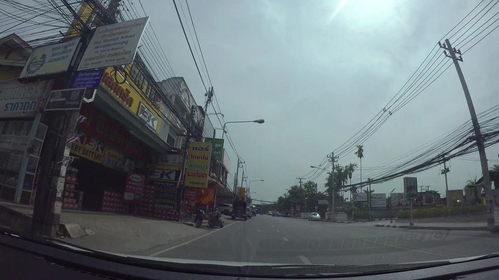ภาพถนนตรงที่ กิม อิเลคทริค ตั้งอยู่ ถ่ายโดย kaart_3 พ.ศ. 2562 (2019) · A street-level view of where กิม อิเลคทริค · Kim Ileksik stands, by kaart_3 in 2562 (2019)