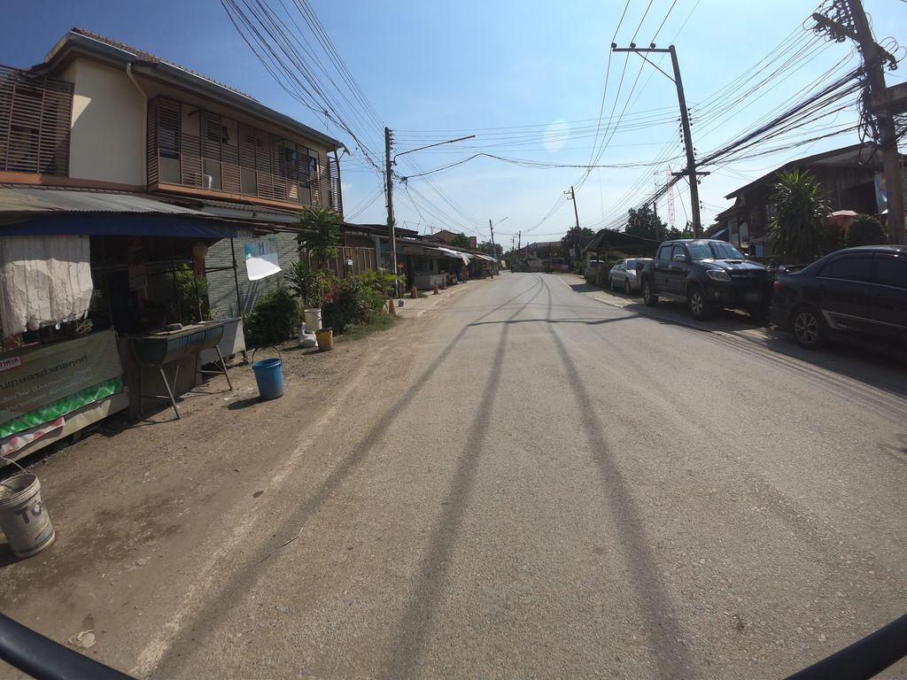 ภาพถนนตรงที่ ป่าข่อย mobile ตั้งอยู่ ถ่ายโดย chanuwath_grab พ.ศ. 2562 (2019) · A street-level view of where ป่าข่อย mobile stands, by chanuwath_grab in 2562 (2019)
