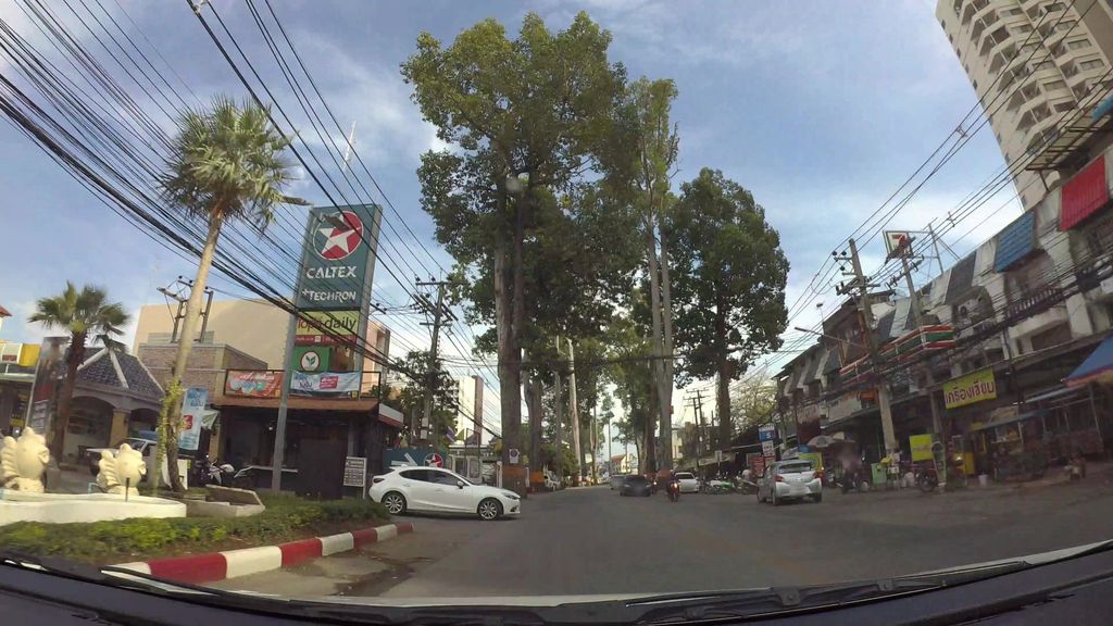 ภาพถนนตรงที่ Fule Coffee Caltax หนองหอย ตั้งอยู่ ถ่ายโดย kaart_3 พ.ศ. 2562 (2019) · A street-level view of where Fule Coffee Caltax หนองหอย stands, by kaart_3 in 2562 (2019)