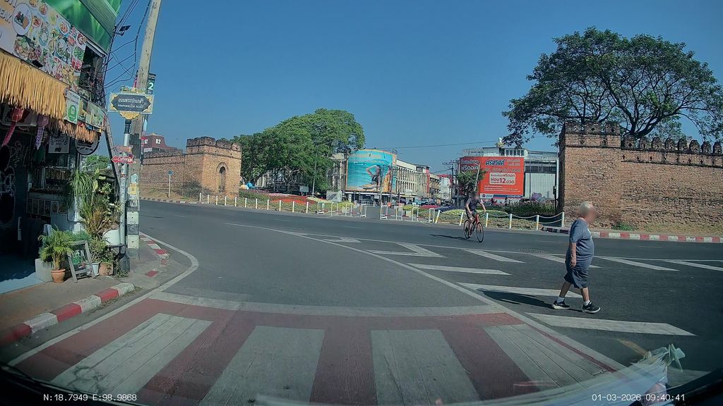 ภาพถนนตรงที่ CoolMuang Bar & Cafe’ ตั้งอยู่ ถ่ายโดย ThailandCambodia พ.ศ. 2569 (2026) · A street-level view of where CoolMuang Bar & Cafe’ stands, by ThailandCambodia in 2569 (2026)