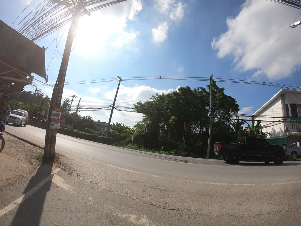 ภาพถนนตรงที่ ธัญญ บิวตี้ แอนด์ ซาลอน ตั้งอยู่ ถ่ายโดย chanuwath_grab พ.ศ. 2562 (2019) · A street-level view of where ธัญญ บิวตี้ แอนด์ ซาลอน · Thanya Beauty & Salon stands, by chanuwath_grab in 2562 (2019)