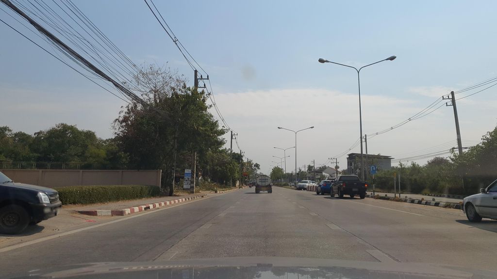 ภาพถนนตรงที่ ฮาบากุก ตั้งอยู่ ถ่ายโดย jrcarlsen พ.ศ. 2565 (2022) · A street-level view of where ฮาบากุก · Habakuk stands, by jrcarlsen in 2565 (2022)