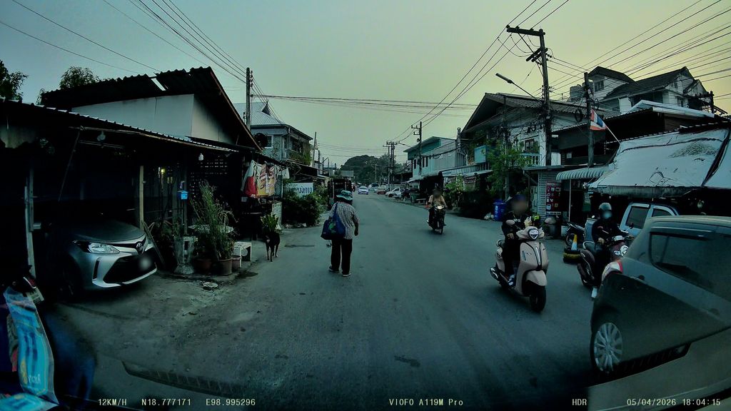 ภาพถนนตรงที่ ร้านชาติกุญแจเชียงใหม่ ตั้งอยู่ ถ่ายโดย ThailandCambodia พ.ศ. 2569 (2026) · A street-level view of where ร้านชาติกุญแจเชียงใหม่ · Ran Chati Kunchae Chiang Mai stands, by ThailandCambodia in 2569 (2026)