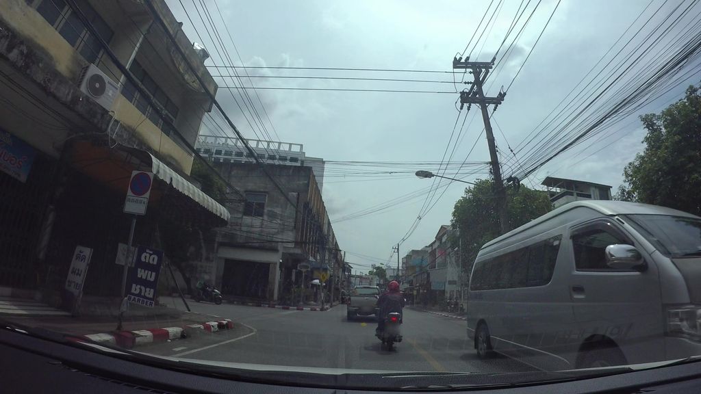 ภาพถนนตรงที่ ครัวคุณอา ตั้งอยู่ ถ่ายโดย kaart_3 พ.ศ. 2562 (2019) · A street-level view of where ครัวคุณอา · Khruakhuna stands, by kaart_3 in 2562 (2019)
