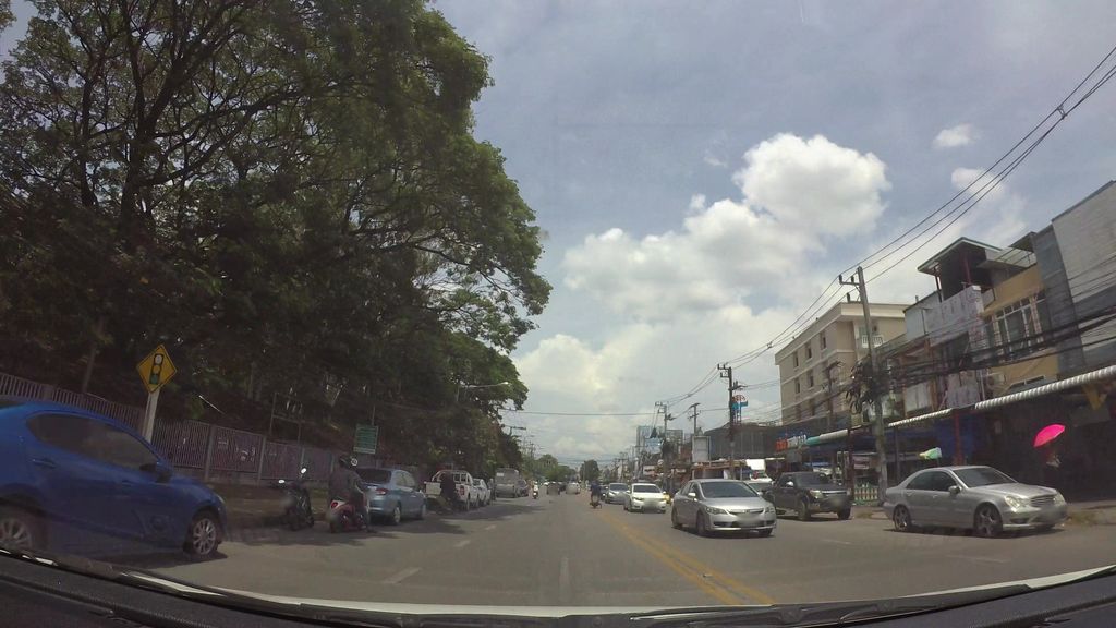 ภาพถนนตรงที่ อ่างเก็บน้ำหลัง มช ตั้งอยู่ ถ่ายโดย kaart_3 พ.ศ. 2562 (2019) · A street-level view of where อ่างเก็บน้ำหลัง มช · Lang Mot Reservoir stands, by kaart_3 in 2562 (2019)