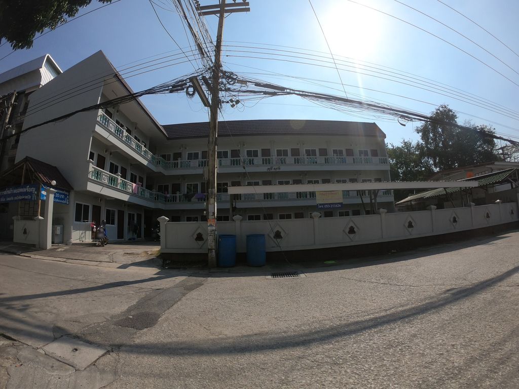 ภาพถนนตรงที่ หอเวสาลี ตั้งอยู่ ถ่ายโดย chanuwath_grab พ.ศ. 2562 (2019) · A street-level view of where หอเวสาลี · Ho Wesali stands, by chanuwath_grab in 2562 (2019)