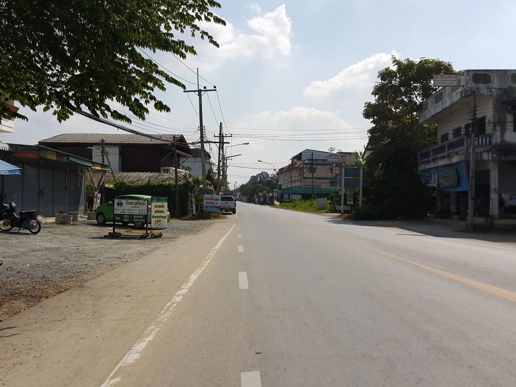 ภาพถนนตรงที่ โนบาร์ ตั้งอยู่ ถ่ายโดย jrcarlsen พ.ศ. 2557 (2014) · A street-level view of where โนบาร์ · Noba stands, by jrcarlsen in 2557 (2014)