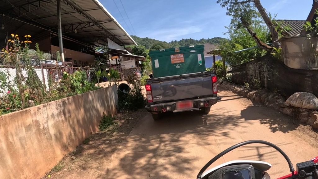 ภาพถนนตรงที่ Chamnan Café@Pangkhum ชำนาญคาเฟ่ ตั้งอยู่ ถ่ายโดย julcnx พ.ศ. 2567 (2024) · A street-level view of where Chamnan Café@Pangkhum ชำนาญคาเฟ่ stands, by julcnx in 2567 (2024)