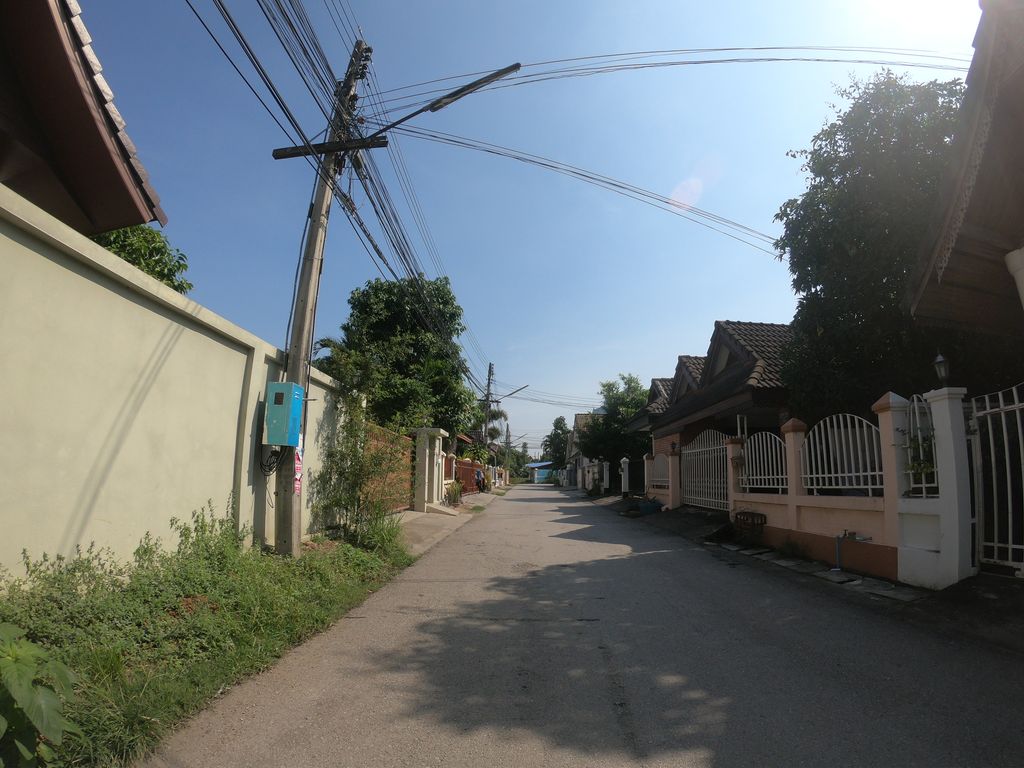 ภาพถนนตรงที่ อิคาริ เอ็นไวรอนเมนทอล ตั้งอยู่ ถ่ายโดย chanuwath_grab พ.ศ. 2562 (2019) · A street-level view of where อิคาริ เอ็นไวรอนเมนทอล · Ikhari Environmental stands, by chanuwath_grab in 2562 (2019)
