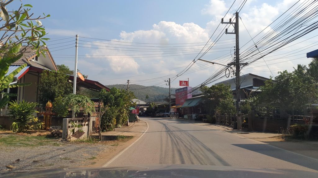 ภาพถนนตรงที่ Accompany카페동행 ตั้งอยู่ ถ่ายโดย jrcarlsen พ.ศ. 2565 (2022) · A street-level view of where Accompany카페동행 stands, by jrcarlsen in 2565 (2022)