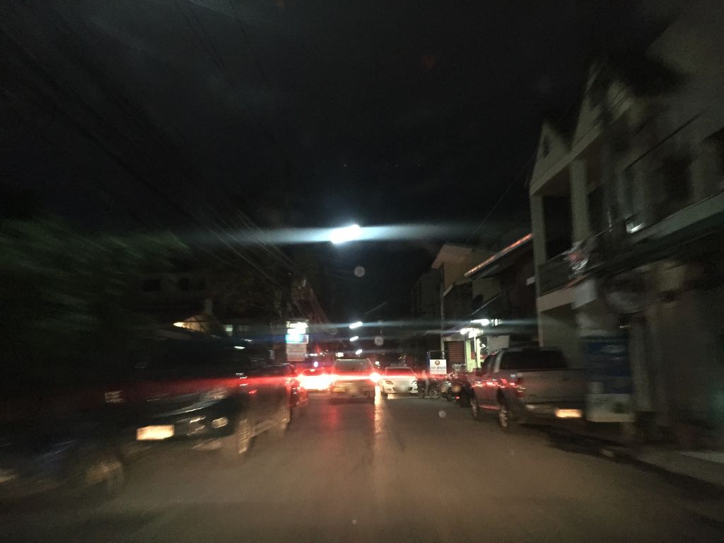 ภาพถนนตรงที่ หาพิกัดโปร ตั้งอยู่ ถ่ายโดย kyoko พ.ศ. 2561 (2018) · A street-level view of where หาพิกัดโปร · Haphikatpro stands, by kyoko in 2561 (2018)