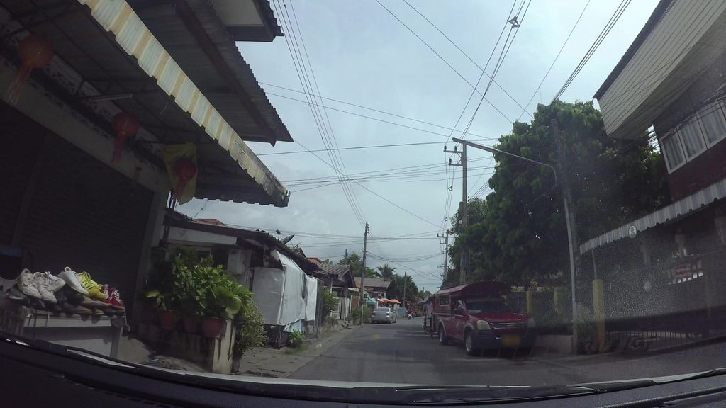 ภาพถนนตรงที่ เจ้นก อาหารตามสั่ง ตั้งอยู่ ถ่ายโดย kaart_3 พ.ศ. 2562 (2019) · A street-level view of where เจ้นก อาหารตามสั่ง · Chenka Ahantamsang stands, by kaart_3 in 2562 (2019)