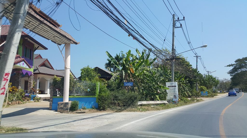 ภาพถนนตรงที่ เคทีเอ็นออโต้ แบตเตอรี่สันทราย-แม่โจ้ ซ่อมรถยนต์ทุกชนิดทุกอาการ แอร์ไฟไดนาโม เบรคคลัชช่วงล่างเครื่องยนต์ ระบบคอมฯทันสมัย ตั้งอยู่ ถ่ายโดย jrcarlsen พ.ศ. 2560 (2017) · A street-level view of where เคทีเอ็นออโต้ แบตเตอรี่สันทราย-แม่โจ้ ซ่อมรถยนต์ทุกชนิดทุกอาการ แอร์ไฟไดนาโม เบรคคลัชช่วงล่างเครื่องยนต์ ระบบคอมฯทันสมัย · Khethi En Auto Battery San Sai-Mae Jo Somrathayon Thukchanit Thuk Akan Air Fai Dynamo Brake Khlat Chuanglang Khrueangyon Rabop Khom Thansamai stands, by jrcarlsen in 2560 (2017)