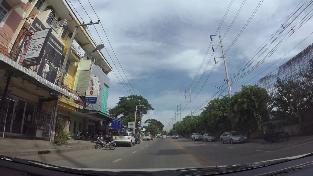 ภาพถนนตรงที่ ก๋วยเตี๋ยวเรือ90’s ninety House ช้างคลาน ตั้งอยู่ ถ่ายโดย kaart_3 พ.ศ. 2562 (2019) · A street-level view of where ก๋วยเตี๋ยวเรือ90’s ninety House ช้างคลาน stands, by kaart_3 in 2562 (2019)
