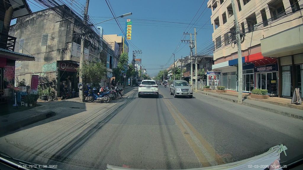 ภาพถนนตรงที่ Daydream sleep salon at Suriwong ตั้งอยู่ ถ่ายโดย ThailandCambodia พ.ศ. 2569 (2026) · A street-level view of where Daydream sleep salon at Suriwong stands, by ThailandCambodia in 2569 (2026)