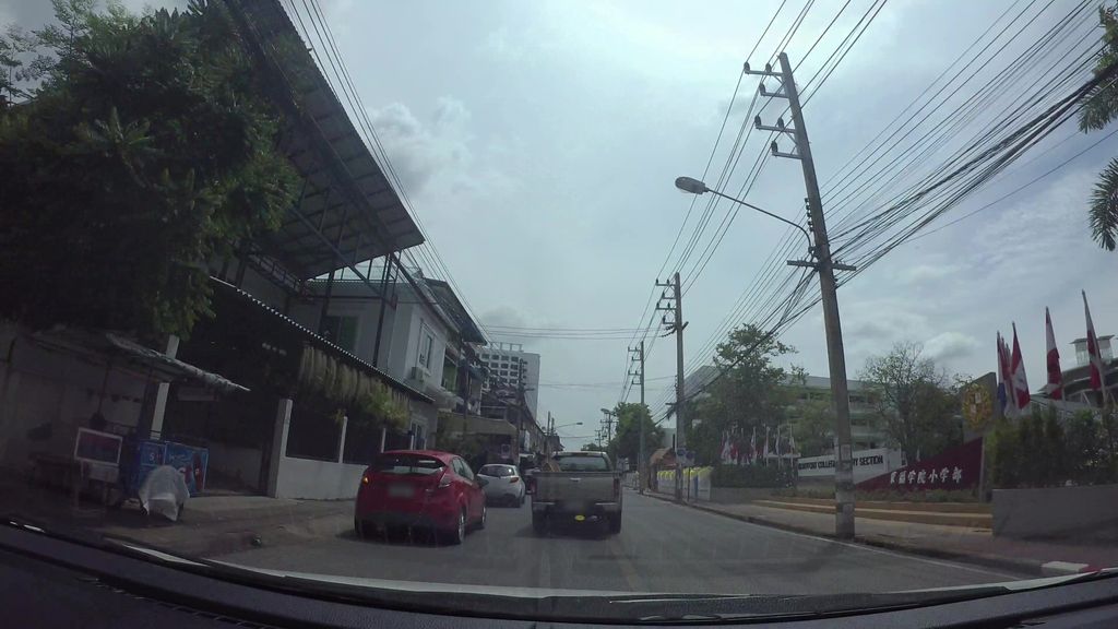 ภาพถนนตรงที่ Over__express ตั้งอยู่ ถ่ายโดย kaart_3 พ.ศ. 2562 (2019) · A street-level view of where Over__express stands, by kaart_3 in 2562 (2019)