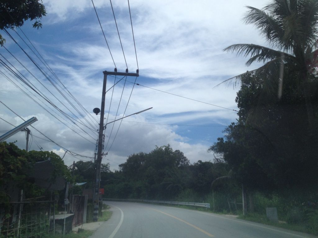 ภาพถนนตรงที่ วาสนา บาร์ ตั้งอยู่ ถ่ายโดย jimwatana พ.ศ. 2558 (2015) · A street-level view of where วาสนา บาร์ · Watna Bar stands, by jimwatana in 2558 (2015)