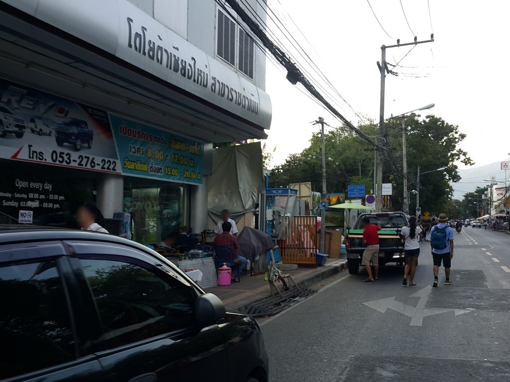 ภาพถนนตรงที่ BYD North Star Chiang Mai ตั้งอยู่ ถ่ายโดย jrcarlsen พ.ศ. 2558 (2015) · A street-level view of where BYD North Star Chiang Mai stands, by jrcarlsen in 2558 (2015)