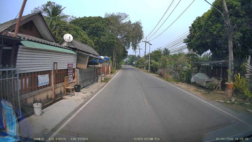ภาพถนนตรงที่ Titu.Cafe ตั้งอยู่ ถ่ายโดย ThailandCambodia พ.ศ. 2569 (2026) · A street-level view of where Titu.Cafe stands, by ThailandCambodia in 2569 (2026)