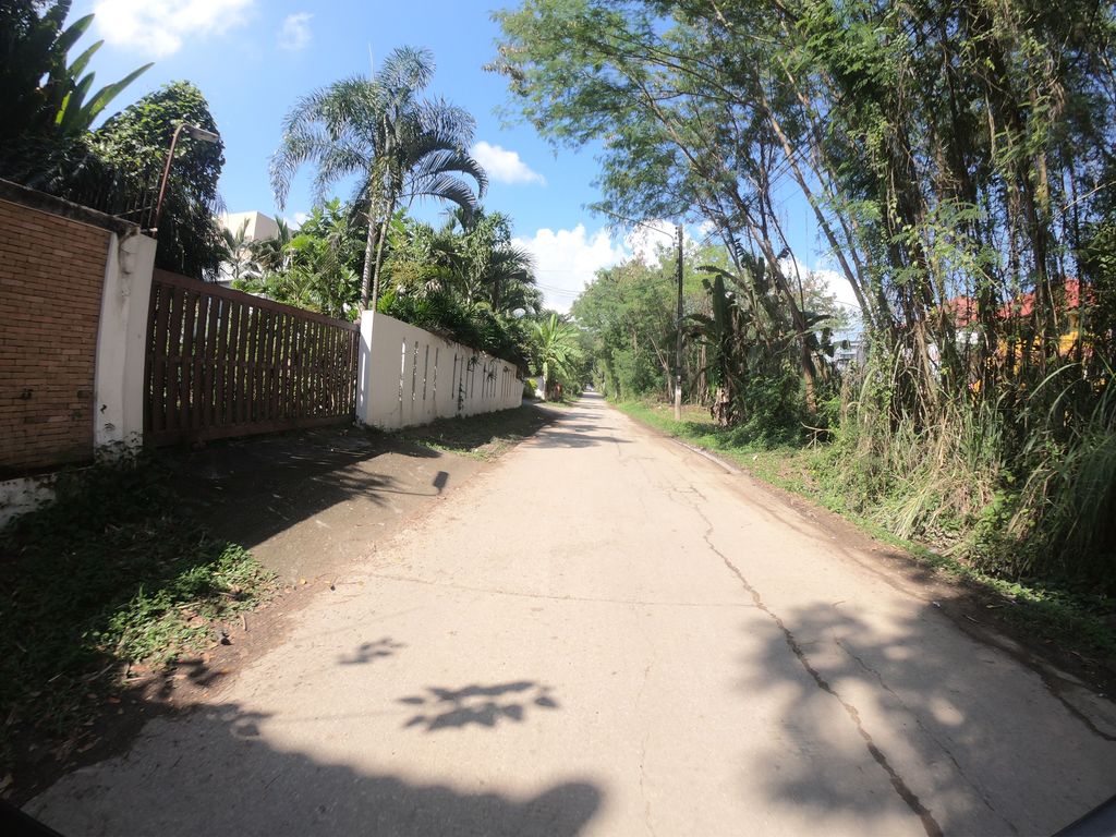 ภาพถนนตรงที่ หม่าล่าหน้าวัด ตั้งอยู่ ถ่ายโดย chanuwath_grab พ.ศ. 2562 (2019) · A street-level view of where หม่าล่าหน้าวัด · Mala Naoda stands, by chanuwath_grab in 2562 (2019)
