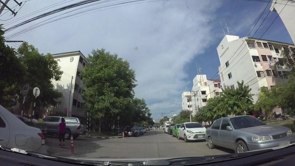 ภาพถนนตรงที่ Varee Chiangmai School Kindergarten ตั้งอยู่ ถ่ายโดย kaart_3 พ.ศ. 2562 (2019) · A street-level view of where Varee Chiangmai School Kindergarten stands, by kaart_3 in 2562 (2019)