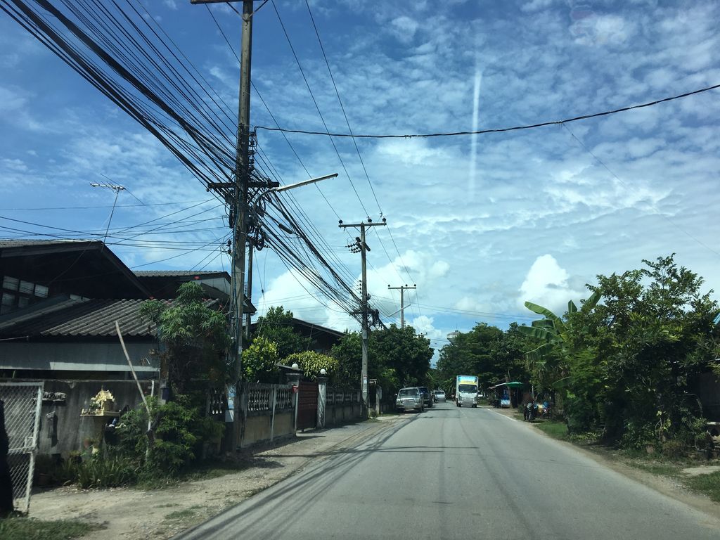 ภาพถนนตรงที่ วาสนาคลินิก ตั้งอยู่ ถ่ายโดย wapriz พ.ศ. 2561 (2018) · A street-level view of where วาสนาคลินิก · Watnakhlinik stands, by wapriz in 2561 (2018)