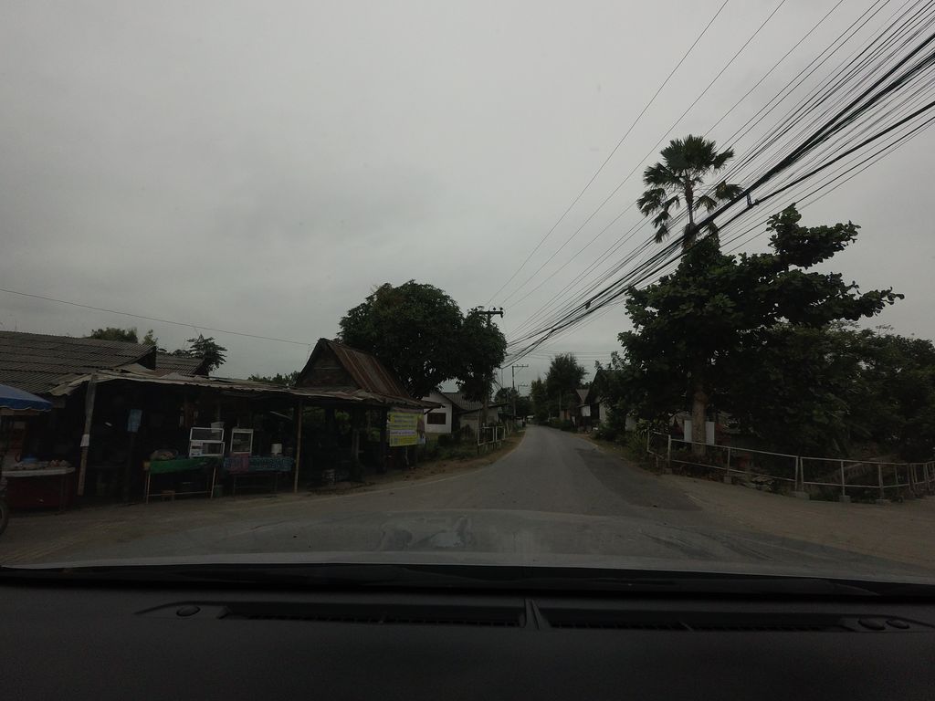 ภาพถนนตรงที่ ร้าน เชนทร์การค้า ตั้งอยู่ ถ่ายโดย mishari พ.ศ. 2564 (2021) · A street-level view of where ร้าน เชนทร์การค้า · Ran Chenkankha stands, by mishari in 2564 (2021)